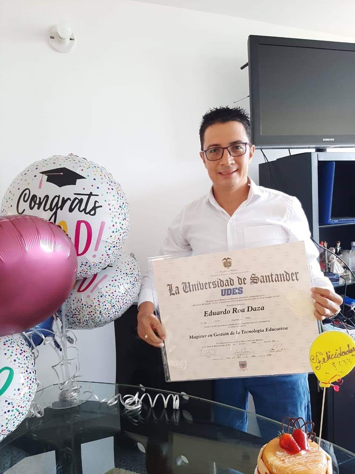 El nuevo Magister en Gestión de la Tecnología Educativa, Eduardo Roa Daza.